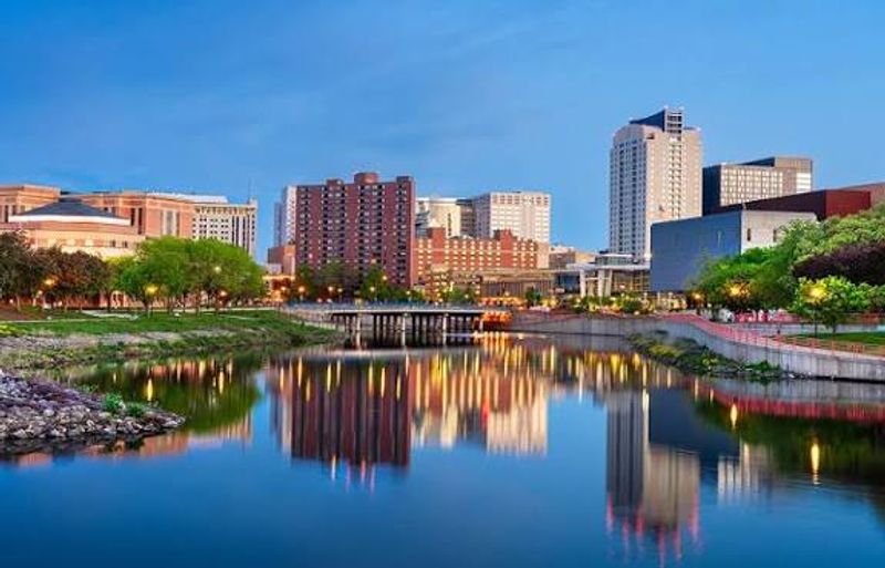 Rochester Art Center and a Creative Community