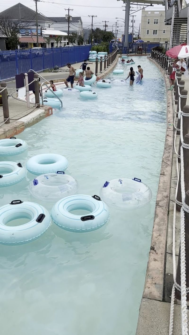 Runaway Rapids Waterpark