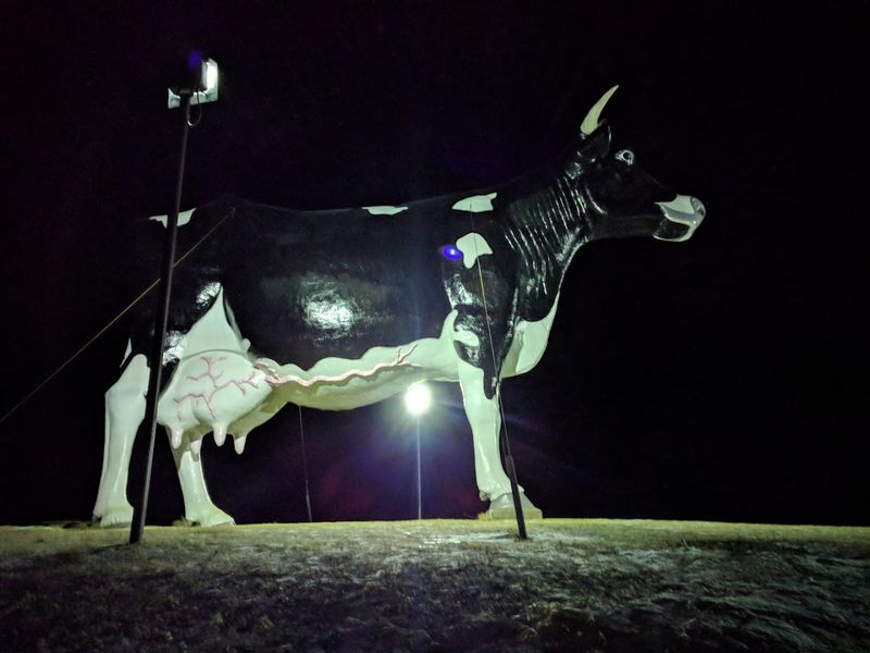 Salem Sue at Night: A Lit-Up Landmark You Can Spot for Miles