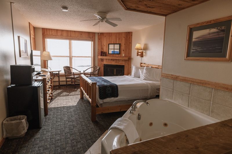 Scandinavian-Style Design That Feels Genuinely Cozy Scandinavian-Style Design That Feels Genuinely Cozy