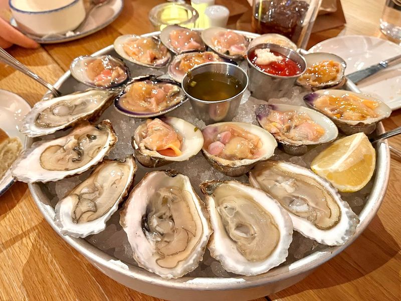Seafood That Actually Fits The Place