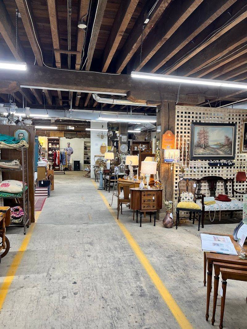 Seneca Cannery Antique Mall Seneca Cannery Antique Mall