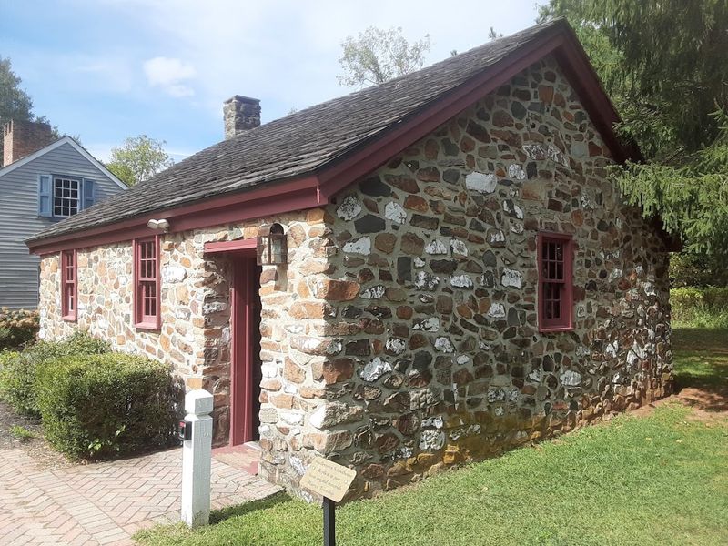 Sixteen Historic Structures That Tell a Real Story