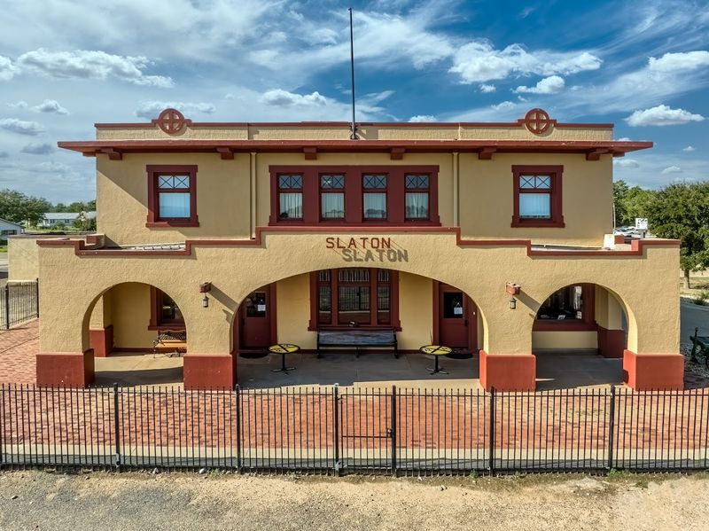 Slaton Harvey House, Slaton Slaton Harvey House, Slaton