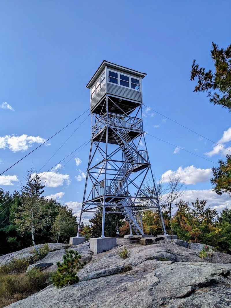 South Pawtuckaway Mountain, Nottingham South Pawtuckaway Mountain, Nottingham