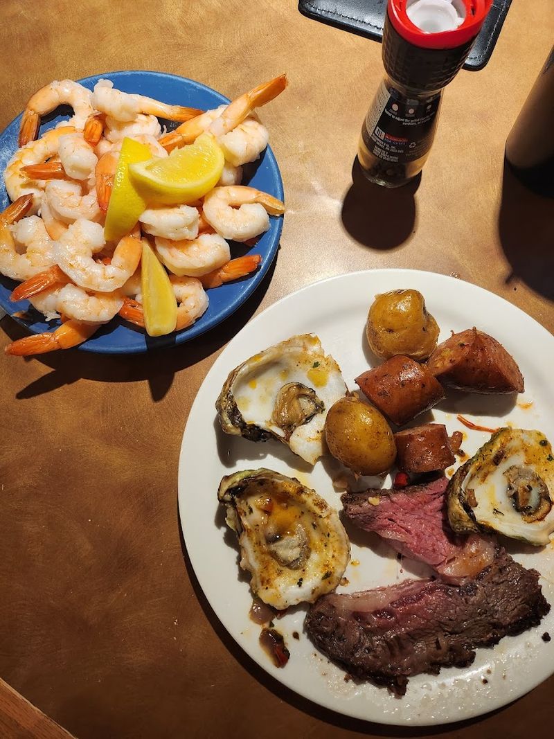 Spring River Buffet in Quapaw Packs a Surprising Spread Into the State's Far Corner