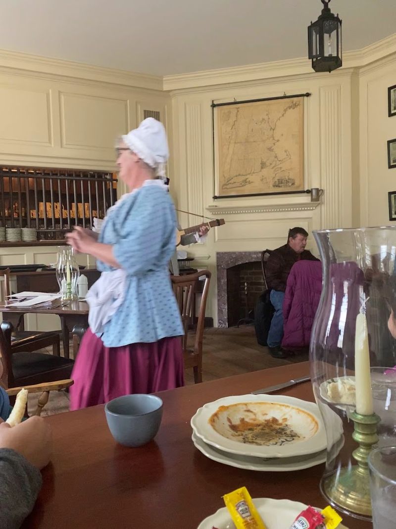 Staff in Period Costume Who Actually Know Their History Staff in Period Costume Who Actually Know Their History