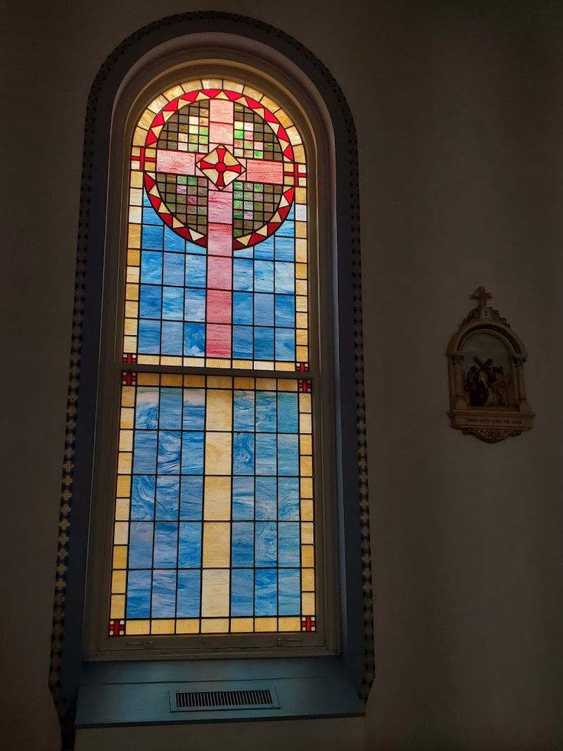 Stained Glass Windows That Transform Interior Light Stained Glass Windows That Transform Interior Light