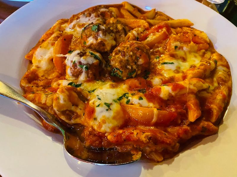 Standout Dishes That Keep People Returning Standout Dishes That Keep People Returning