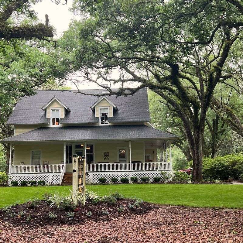 Stay or Dine at Places That Have Earned a Real Reputation Across the South