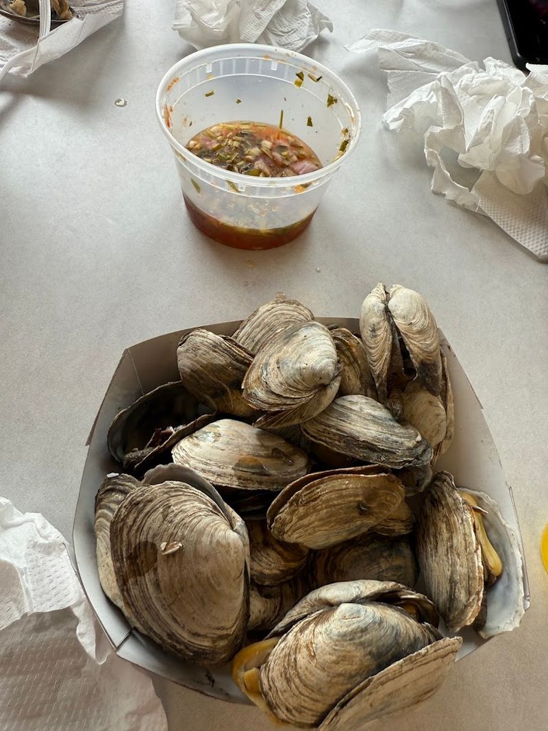 Steamers and the Art of the Perfect Clam