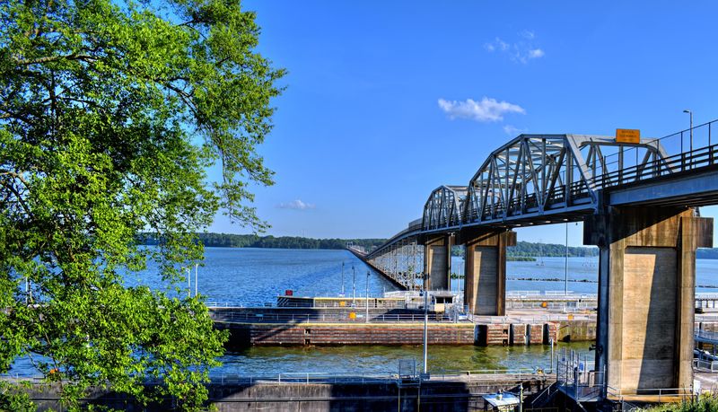 Stunning Scenery and Photography Spots Around Every Bend