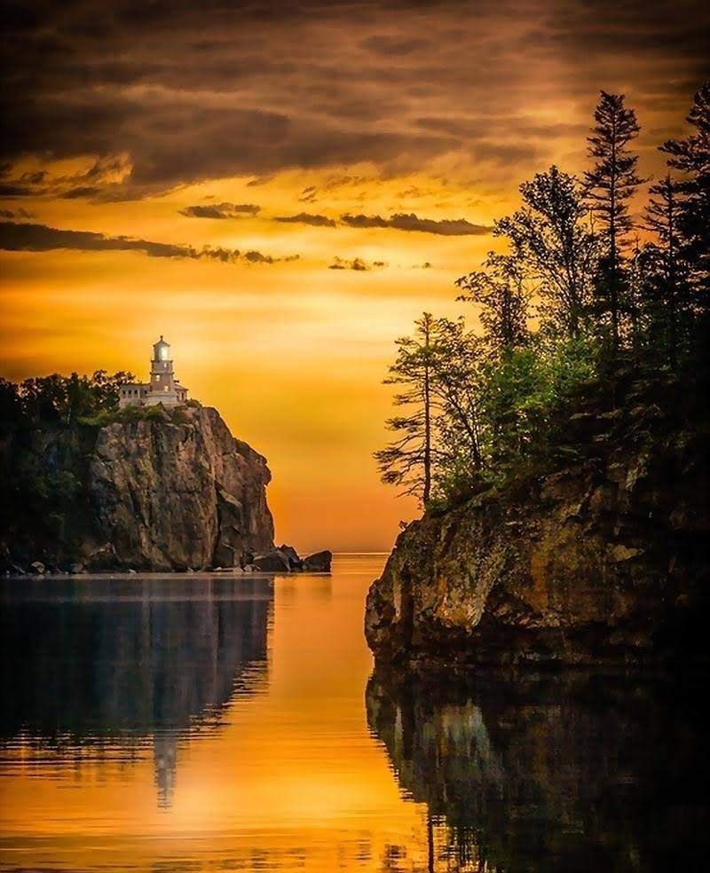 Sunrise and Sunset Views Over Lake Superior Sunrise and Sunset Views Over Lake Superior