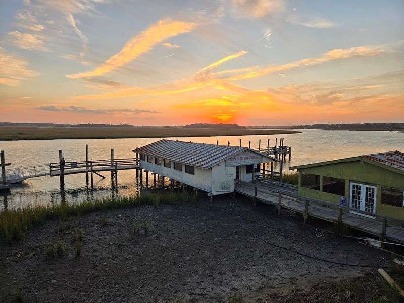 Sunset Views Over the Marsh That Make the Wait Worthwhile Sunset Views Over the Marsh That Make the Wait Worthwhile
