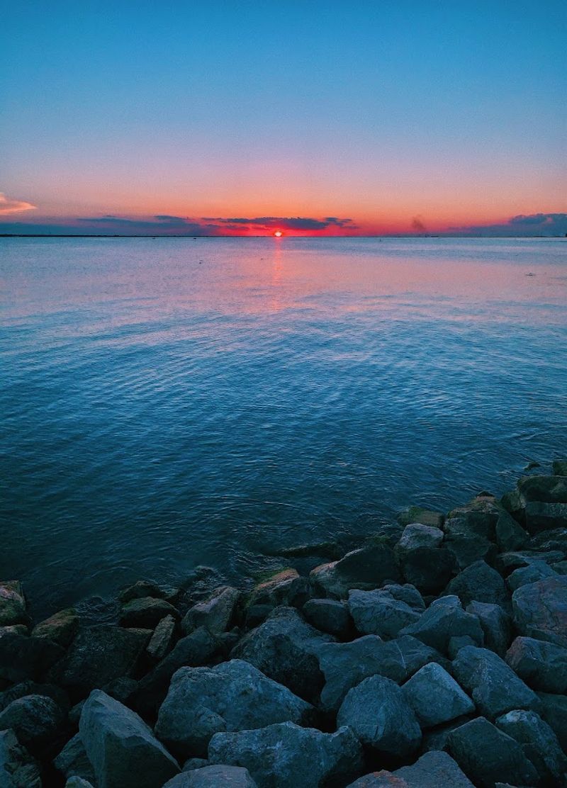 Sunsets At Lake Hefner Are Genuinely Hard To Beat Sunsets At Lake Hefner Are Genuinely Hard To Beat