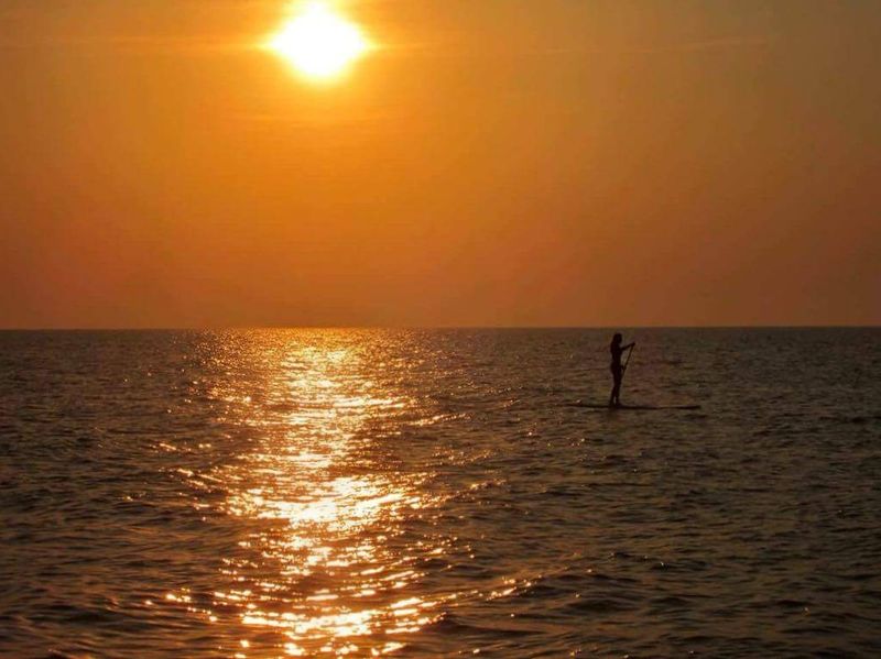 Sunsets Over the Water That Stop You Mid-Sentence Sunsets Over the Water That Stop You Mid-Sentence