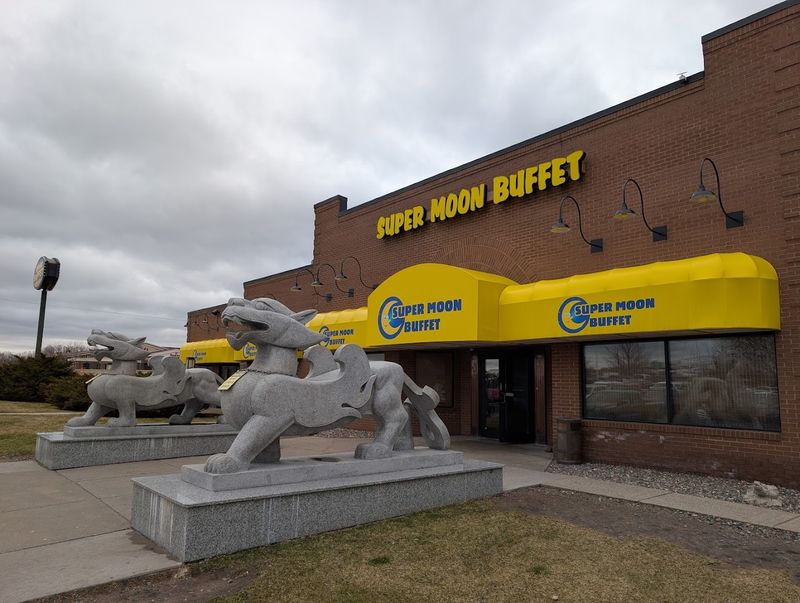 Super Moon Buffet, St. Louis Park, Minnesota Super Moon Buffet, St. Louis Park, Minnesota