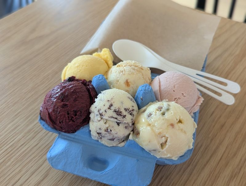 Super Secret Ice Cream (Bethlehem, NH) Super Secret Ice Cream (Bethlehem, NH)