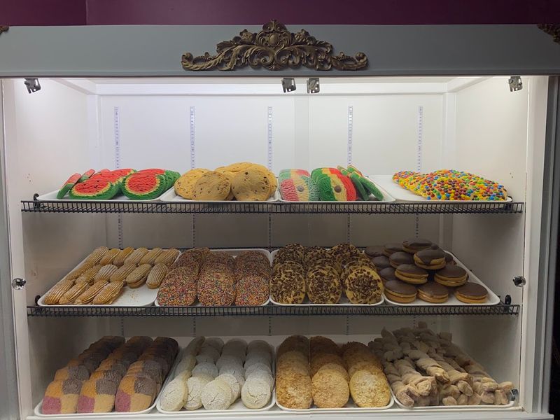 Sweet Pea Bakery, St. Paul, Minnesota Sweet Pea Bakery, St. Paul, Minnesota