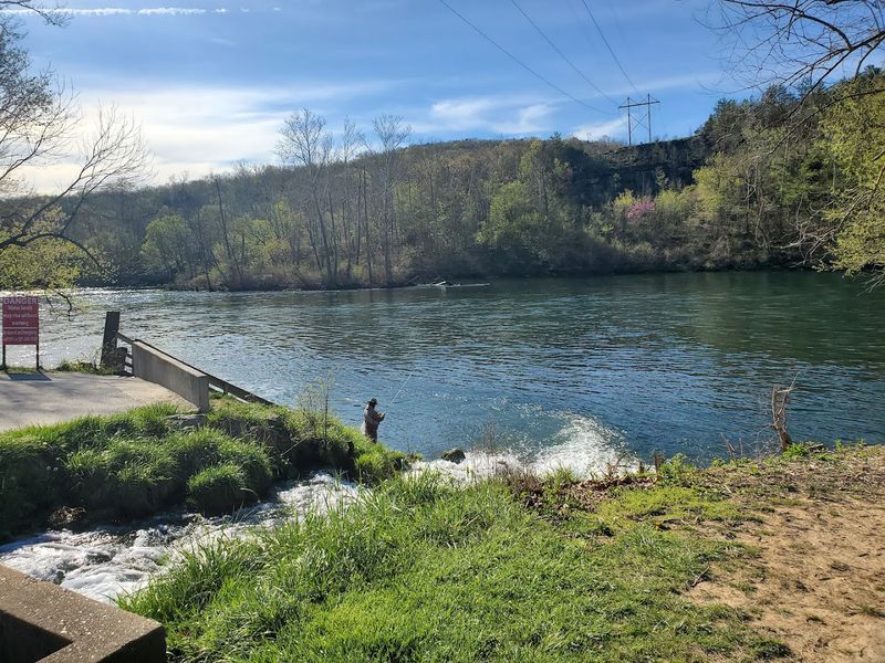 Table Rock Lake Offers a Quiet Escape From the Chaos