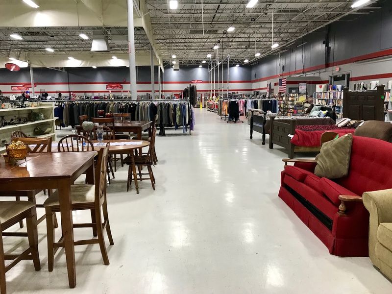 Texas Thrift, Windcrest, TX Texas Thrift, Windcrest, TX