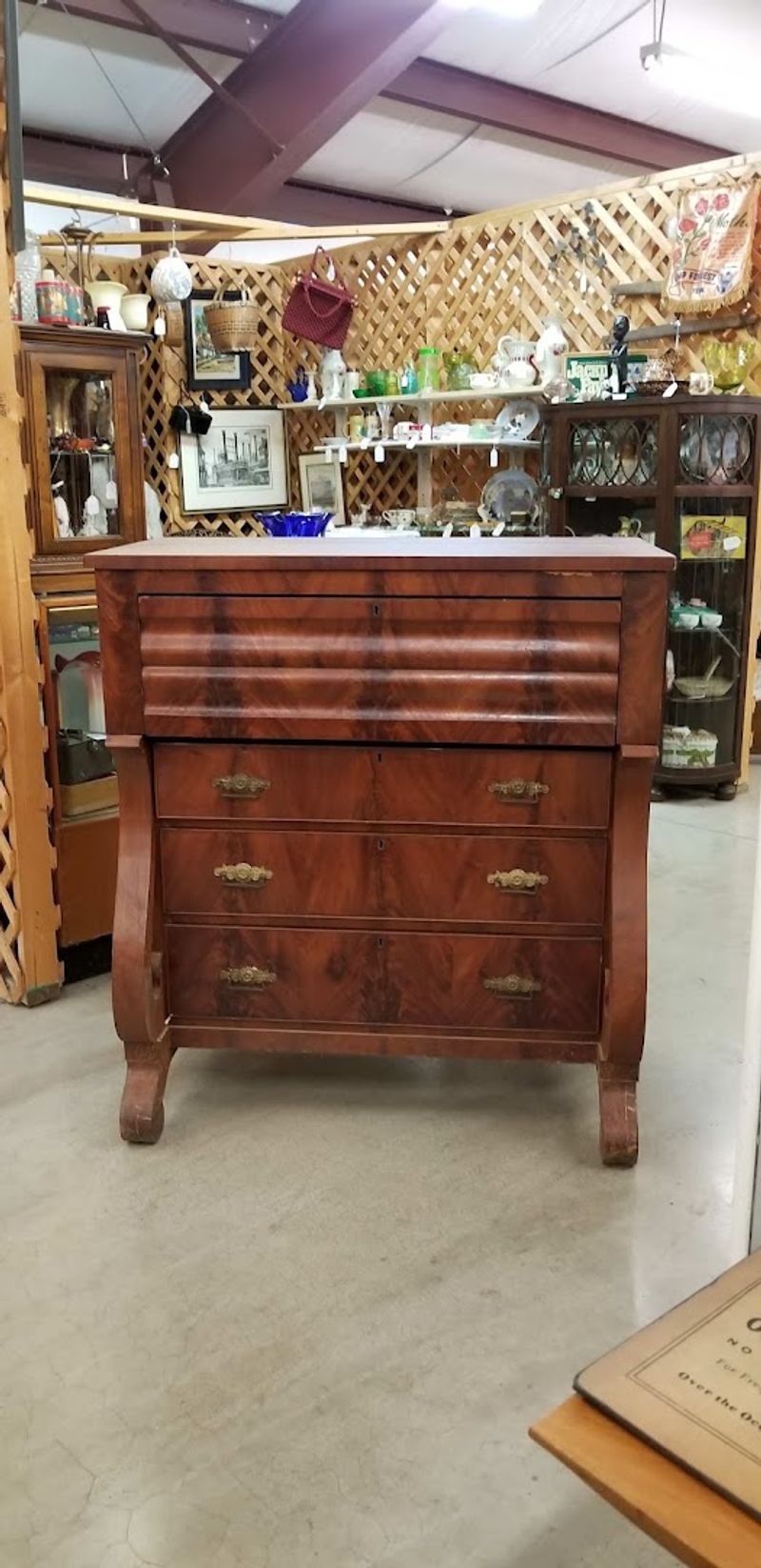 The Antique Mall Is Worth Slowing Down For The Antique Mall Is Worth Slowing Down For