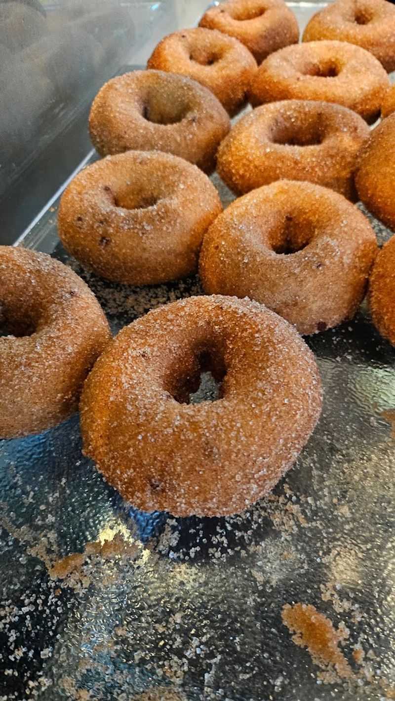 The Apple Cider Donut Deserves Its Own Fan Club