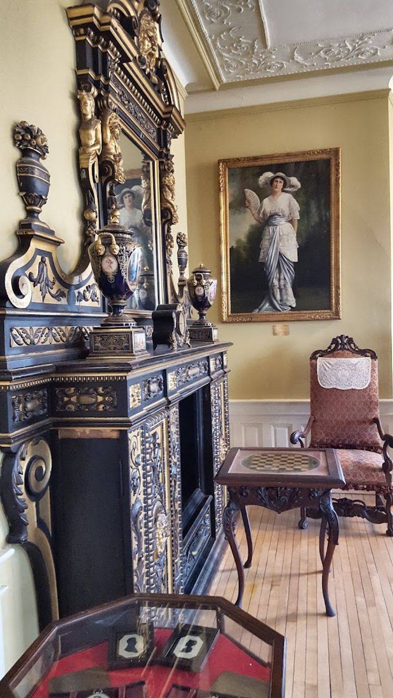 The Art Collection That Once Made Presidents Take Notice
