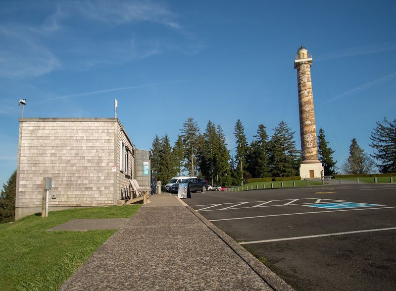 The Astoria Column Gift Shop and Visitor Experience
