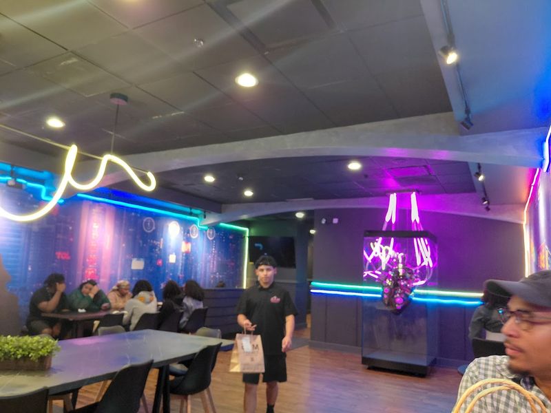 The Atmosphere Inside, Laid-Back and Completely Unpretentious