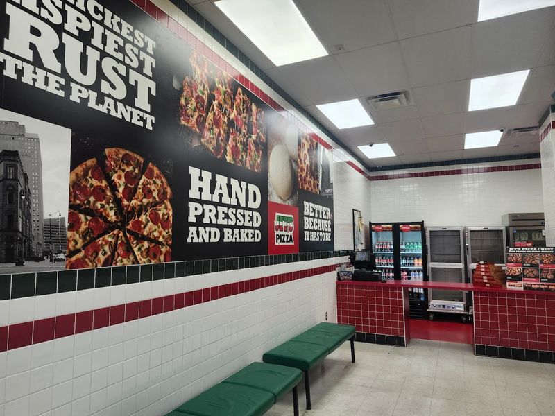 The Atmosphere and Setup at the Kingwood Location