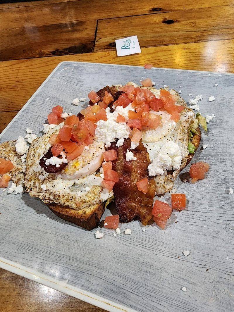 The Avocado Toast That Goes All Out