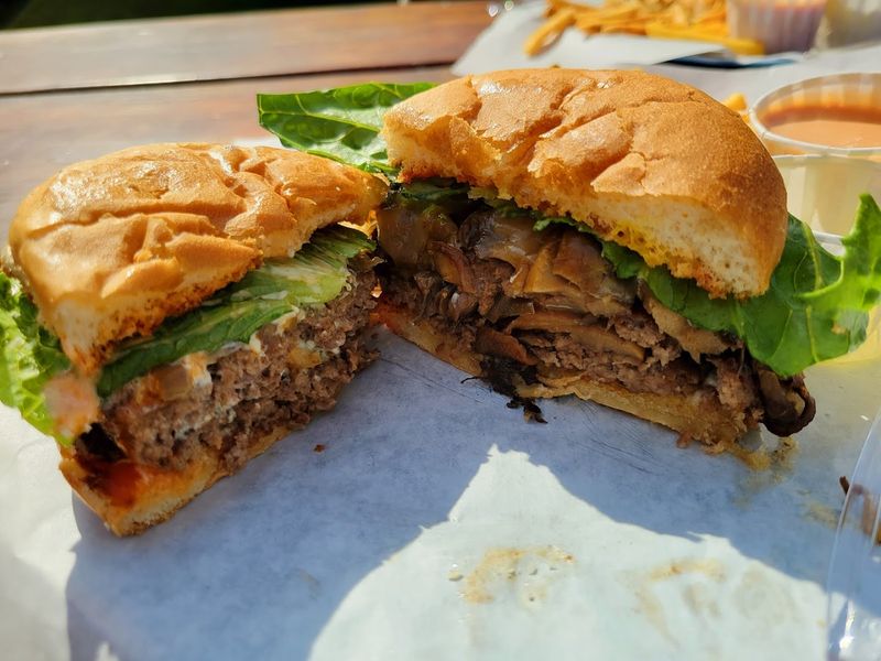 The Burgers That Built the Reputation