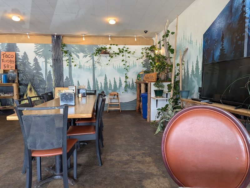 The Campfire's Story and Spirit in Oakridge