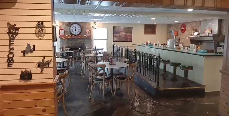 The Caverns Cafe and Its Legendary Soda Fountain