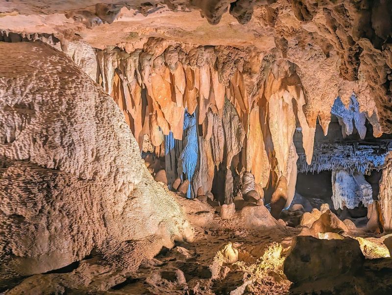The Cave's Connection to Missouri's Ozark Landscape The Cave's Connection to Missouri's Ozark Landscape
