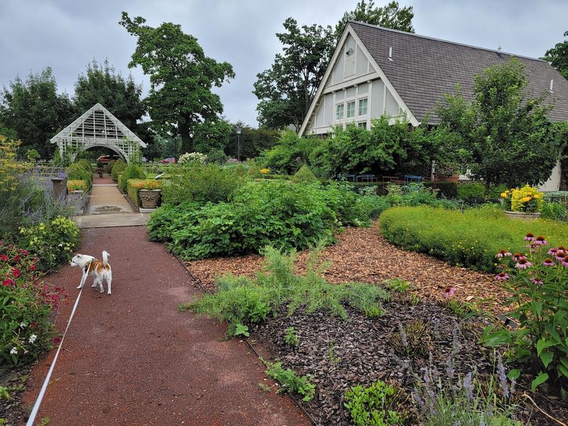 The Community Garden Campus Feels Generous