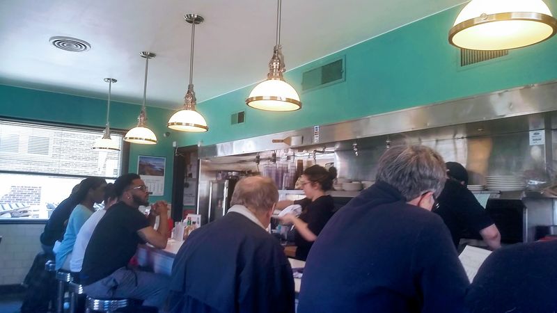The Cozy, No-Frills Atmosphere That Pulls You In