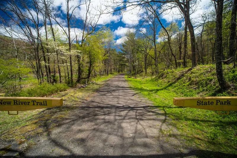 The Crooked Road Connection and Country Music Roots