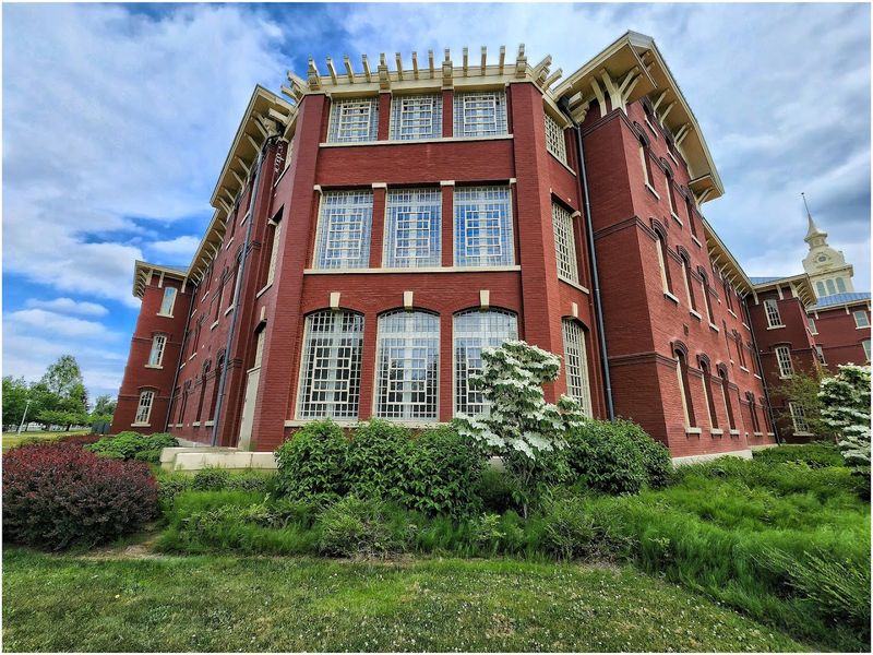 The Dark and Fascinating History of Oregon State Hospital