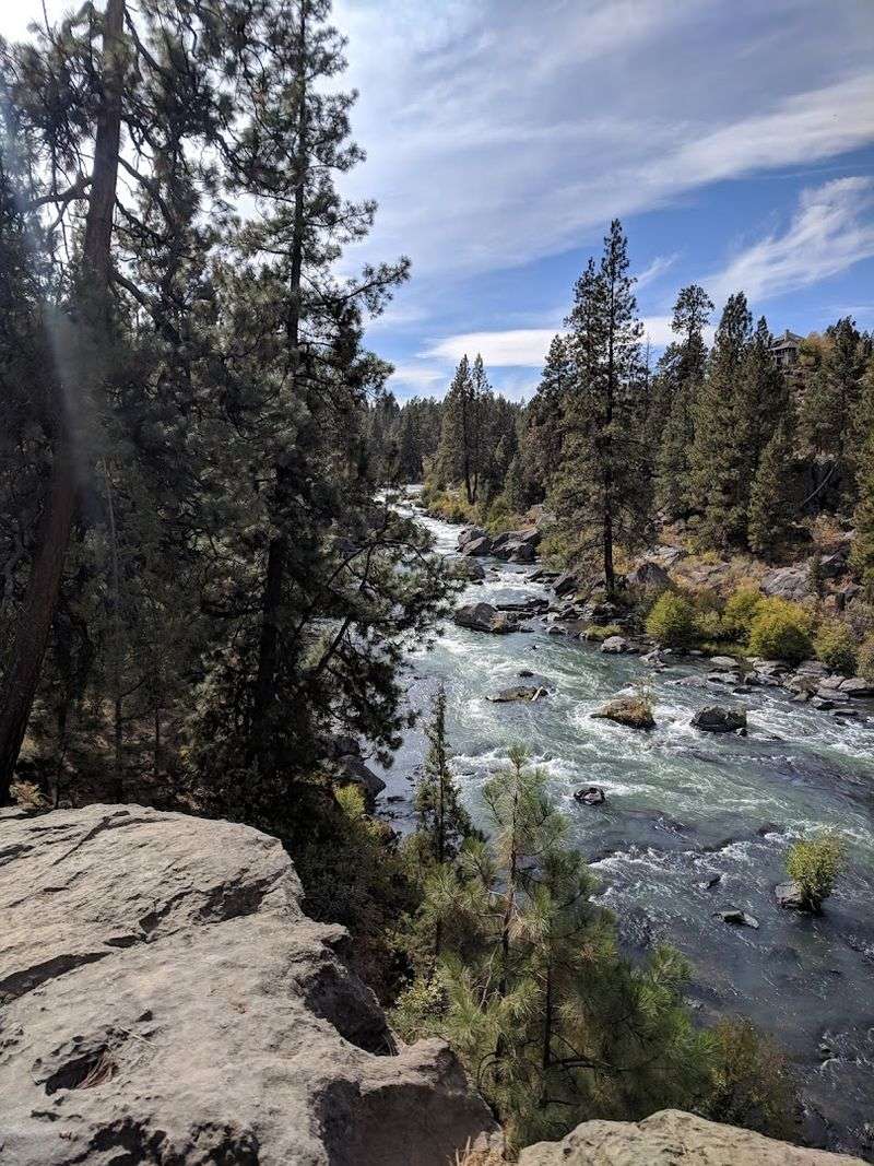 The Deschutes River Trail