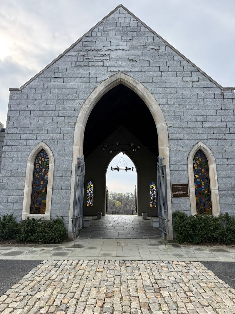 The Egyptian Revival Craze That Shaped American Cemeteries