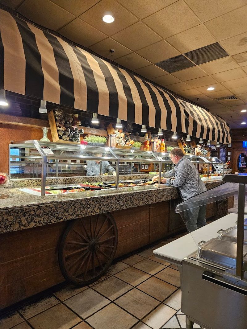 The Famous 30-Foot Salad Bar Is a Destination on Its Own
