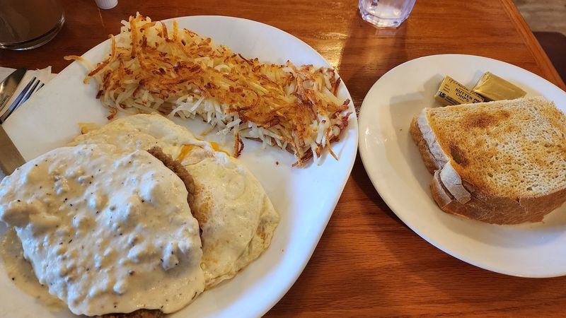 The Famous Biscuits and Gravy That Built the Reputation The Famous Biscuits and Gravy That Built the Reputation