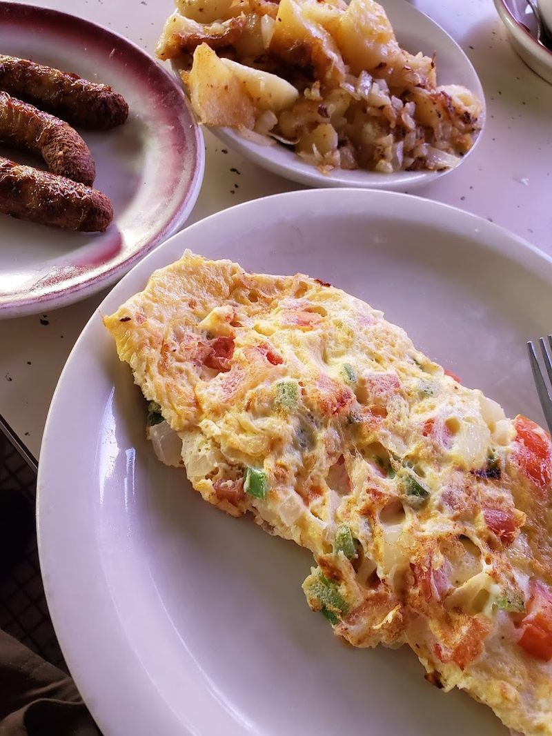 The Famous Omelette Everyone Keeps Talking About The Famous Omelette Everyone Keeps Talking About