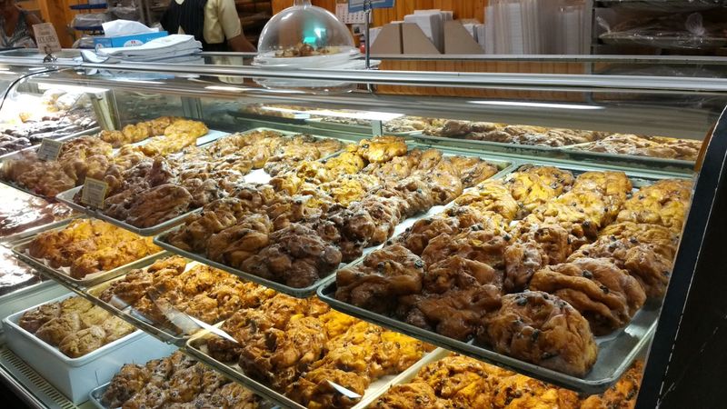 The Food Smells Start Making Decisions For You