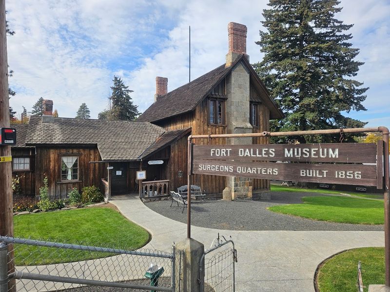 The Fort's Role at the End of the Oregon Trail The Fort's Role at the End of the Oregon Trail