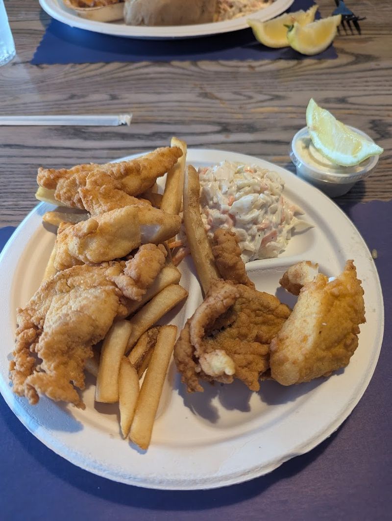 The Fried Seafood Platters That Set the Bar High The Fried Seafood Platters That Set the Bar High