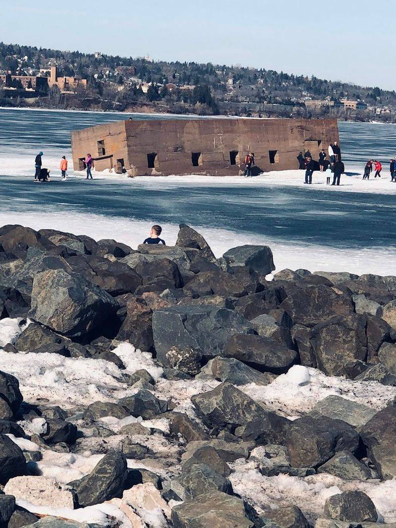 The Geocaching Community and Hidden Treasures