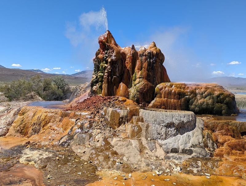 The Geology Behind the Rainbow Colors Is Genuinely Surprising The Geology Behind the Rainbow Colors Is Genuinely Surprising